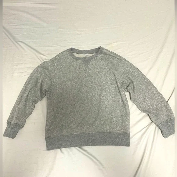 Uniqlo Long Sleeve Sweatshirt Size 10 - Picture 2 of 5